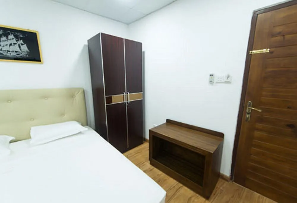 *** Bed and breakfast Metro City Hotel Colombo Sri Lanka