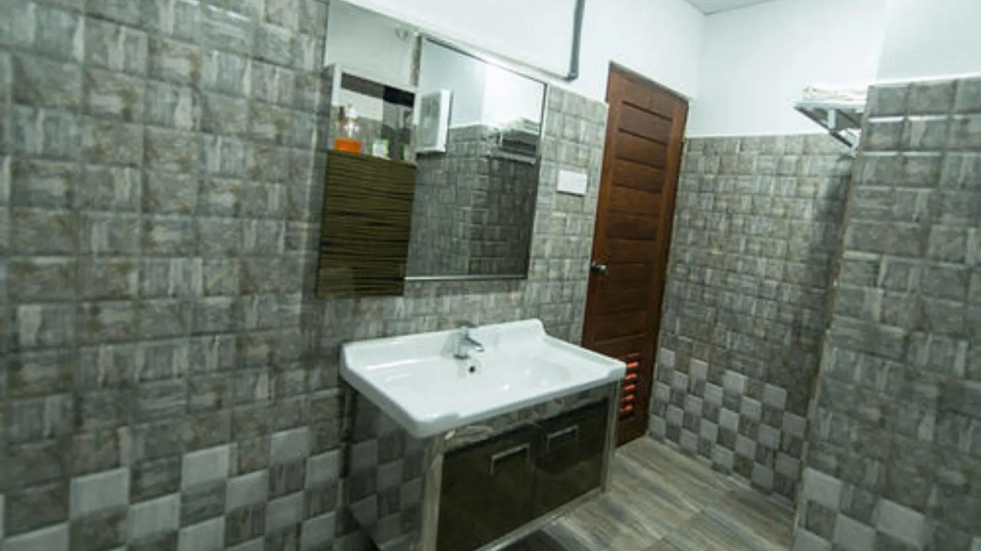 *** Bed and breakfast Metro City Hotel Colombo Sri Lanka
